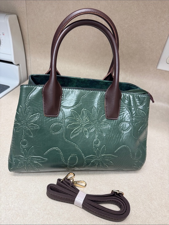 Handbags - Green purse with flower print